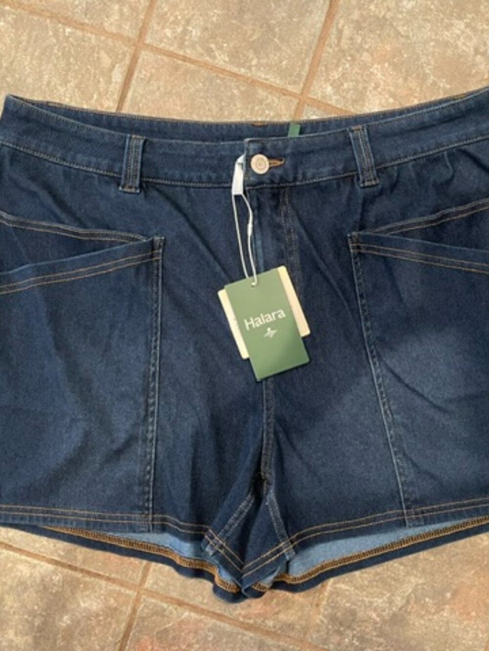 Halara Flex Denim shorts, size XL Regular. Brand new with tags, never worn.